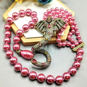🌹Heidi Daus elephant Pavé crystals statement necklace